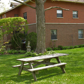 Highland Park Housing is ideally situated to give you easy access to the best of what the area has to offer. 
Make yourself at home in Highland Park. Part of feeling at home is loving your neighborhood, and we’re confident that won’t be difficult when you live at one of our Highland Park locations.

Browse the categories for local services and attractions.
